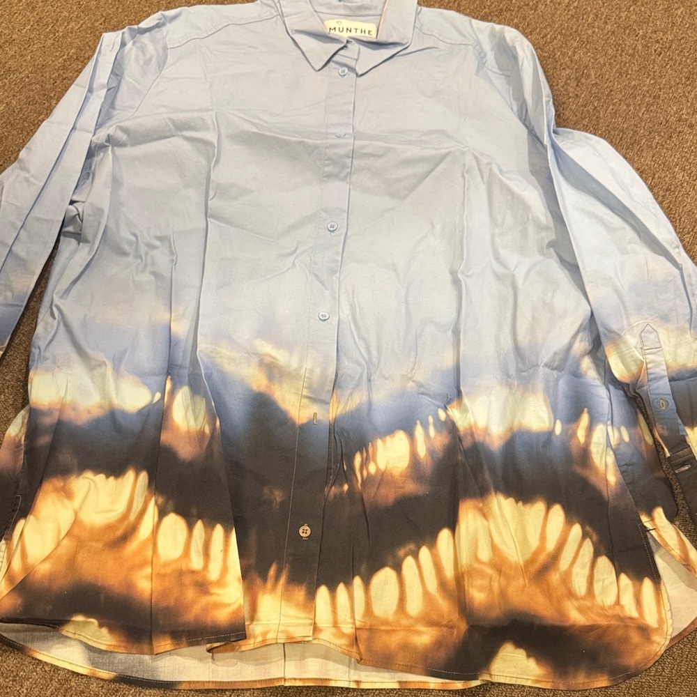 Hunter Women's Gradient Blue and Brown Button Down Shirt
